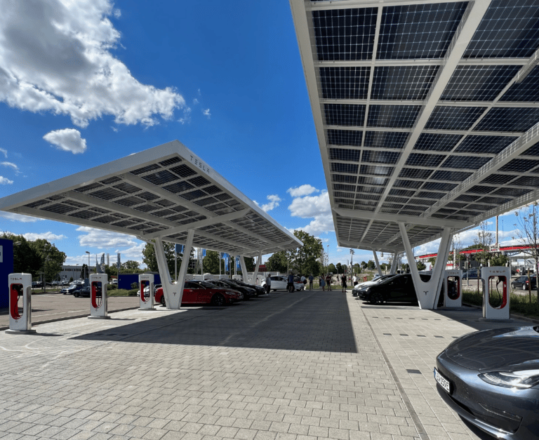 Solar Carport & Charging Station – Leonberg