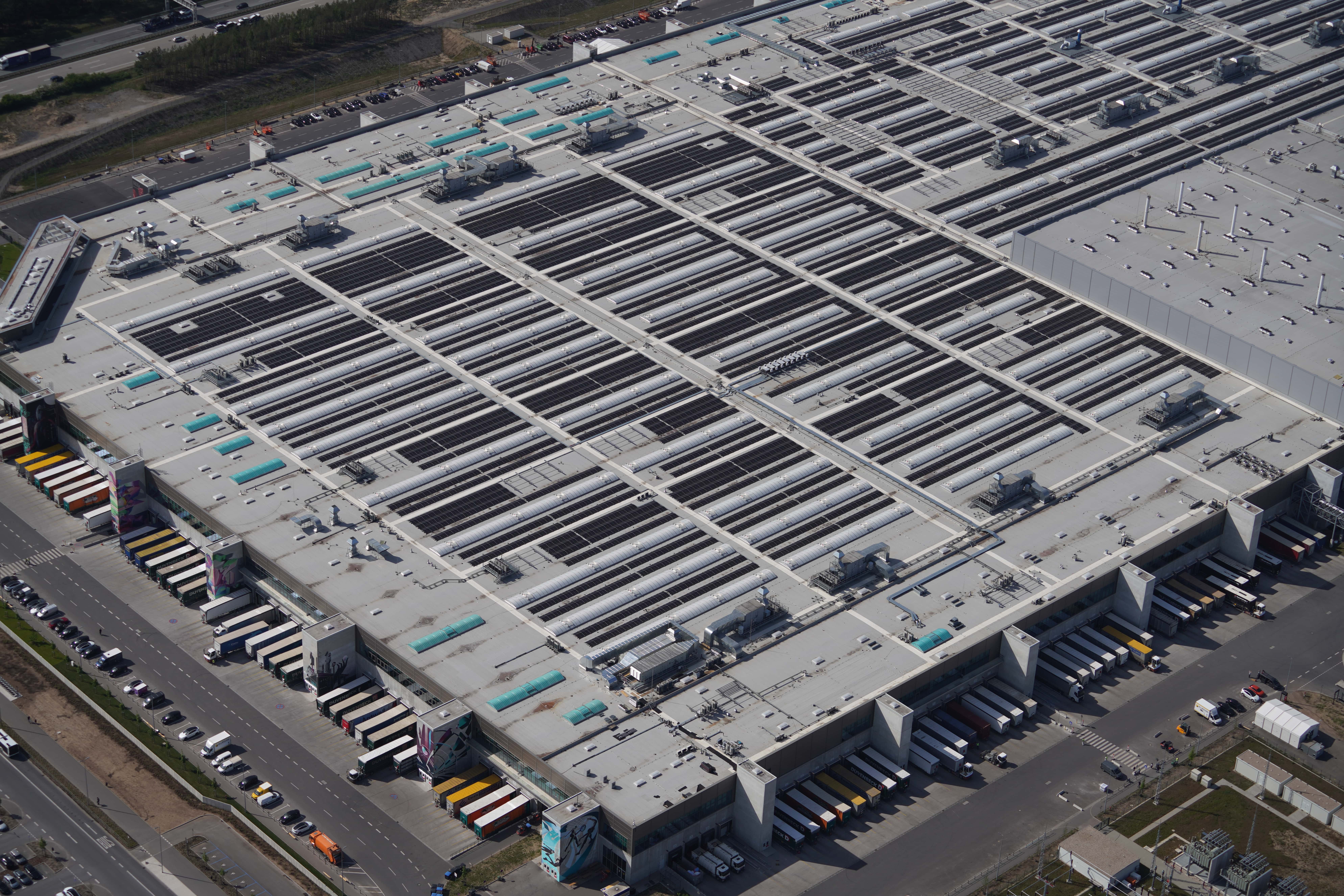 Solar panels on Gigafactory Berlin — Rooftop solar
